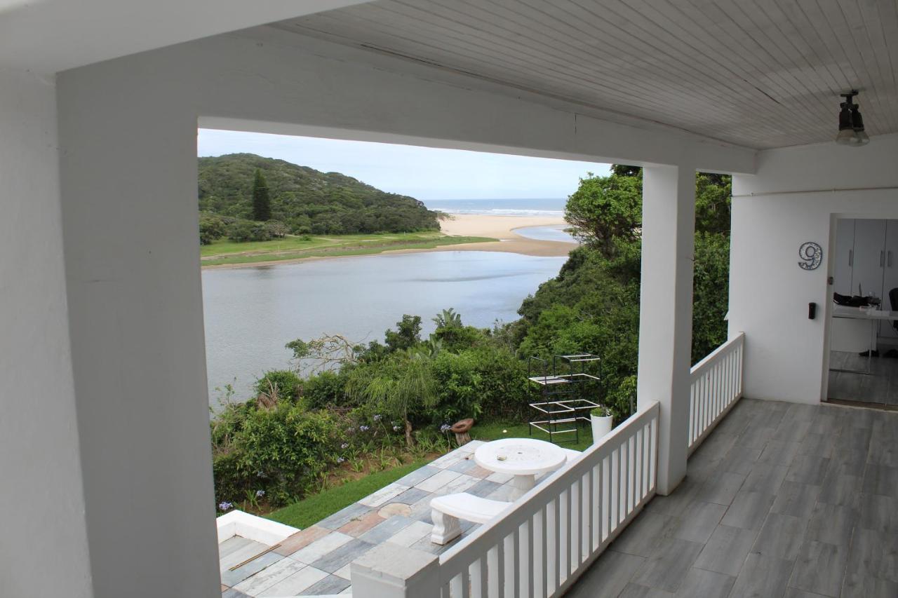 Blue'S Guest House - East London Bonza Bay 外观 照片