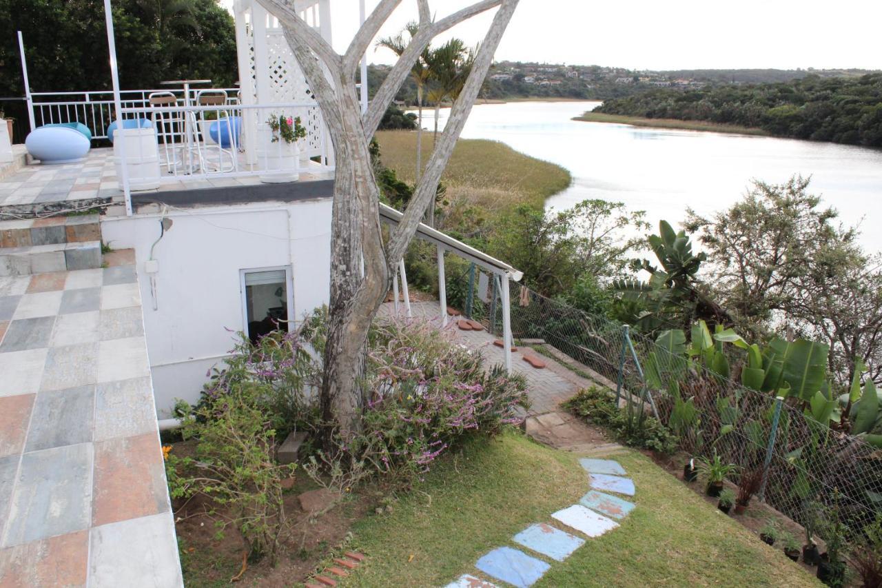 Blue'S Guest House - East London Bonza Bay 外观 照片