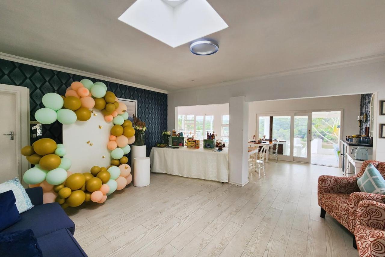Blue'S Guest House - East London Bonza Bay 外观 照片