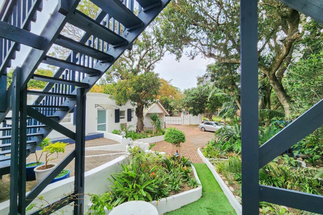 Blue'S Guest House - East London Bonza Bay 外观 照片