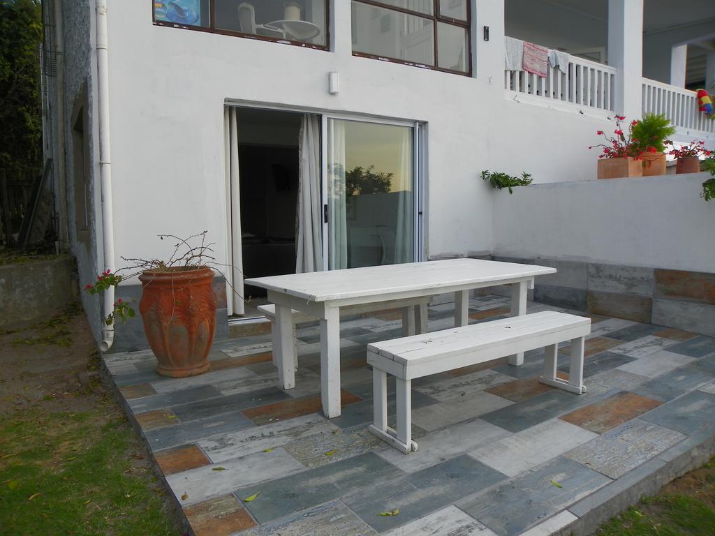 Blue'S Guest House - East London Bonza Bay 外观 照片