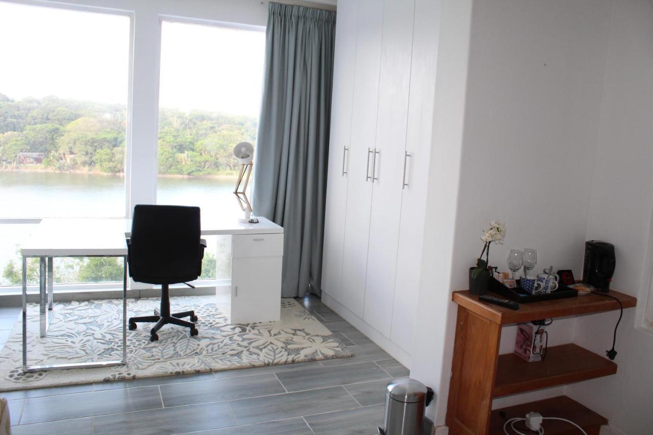 Blue'S Guest House - East London Bonza Bay 外观 照片