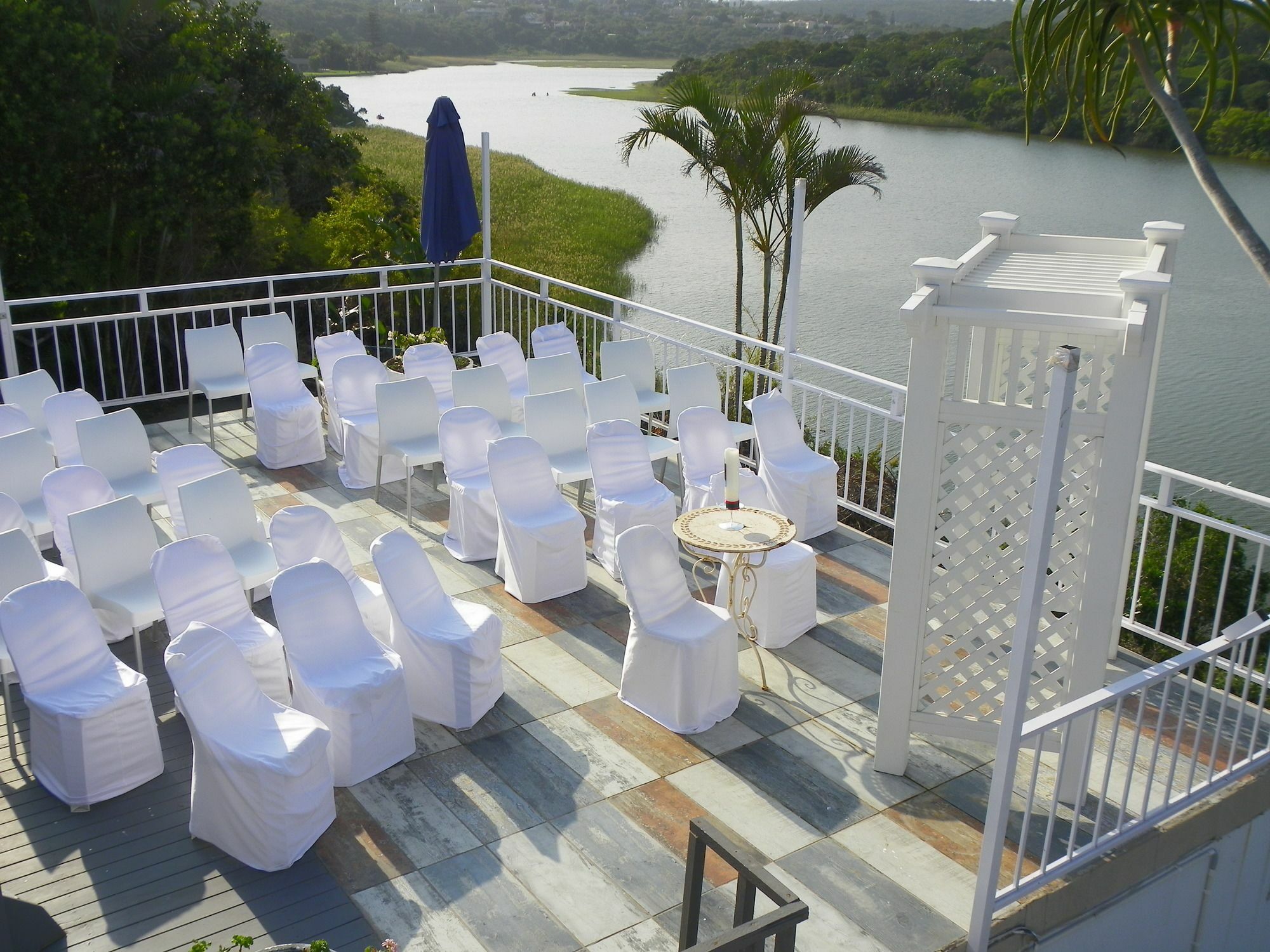 Blue'S Guest House - East London Bonza Bay 外观 照片