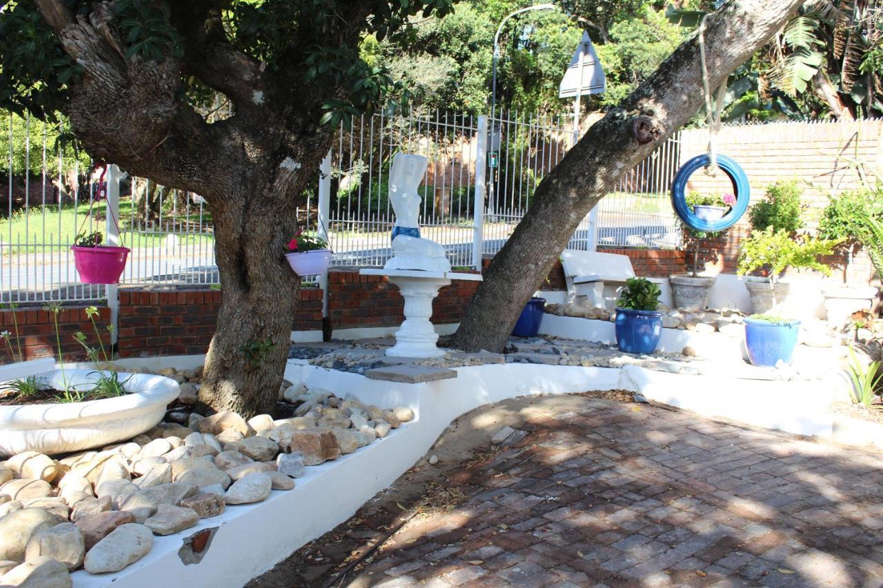 Blue'S Guest House - East London Bonza Bay 外观 照片